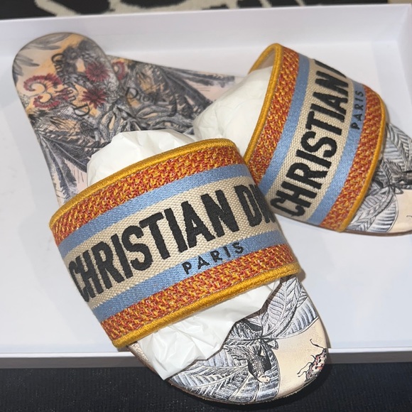 DWAY Christian Dior Sandals - Picture 1 of 9